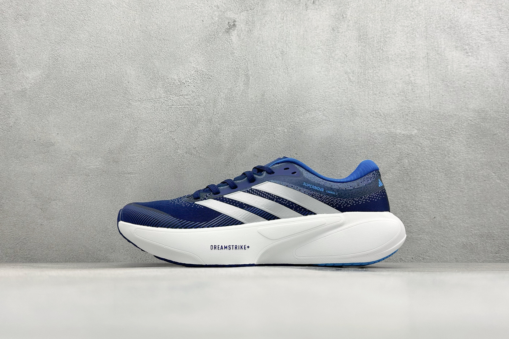 Adidas Supernova 2 阿迪达斯 减震回弹 运动透气休闲跑步鞋 D68983