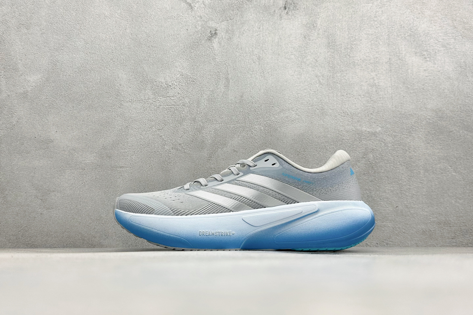 Adidas Supernova 2 阿迪达斯 减震回弹 运动透气休闲跑步鞋 D68984