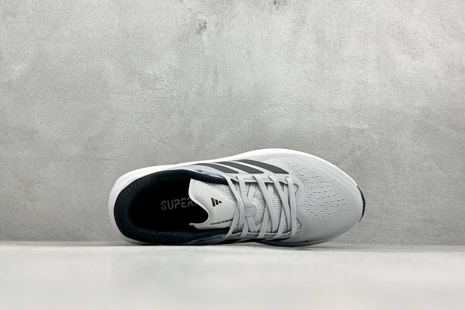 Adidas Supernova 2 阿迪达斯 减震回弹 运动透气休闲跑步鞋 D68985