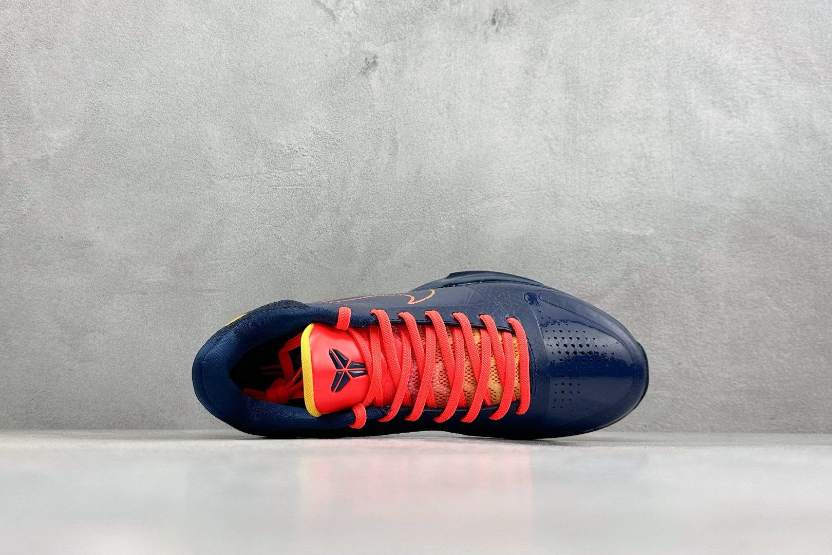 CK版Nk Zoom Kobe V Protro 科比5代 专业实战篮球鞋 IM3207-400 CK版Nk Zoom Kobe V Protro 科比5代 专业实战篮球鞋 IM3207-400