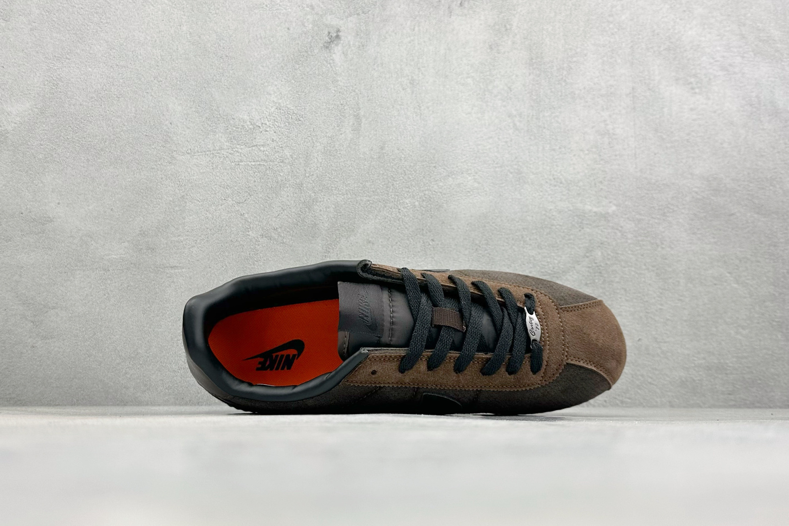 XH版NIKE CORTEZ 经典轻便舒适阿甘休闲跑步鞋 FJ5180-200