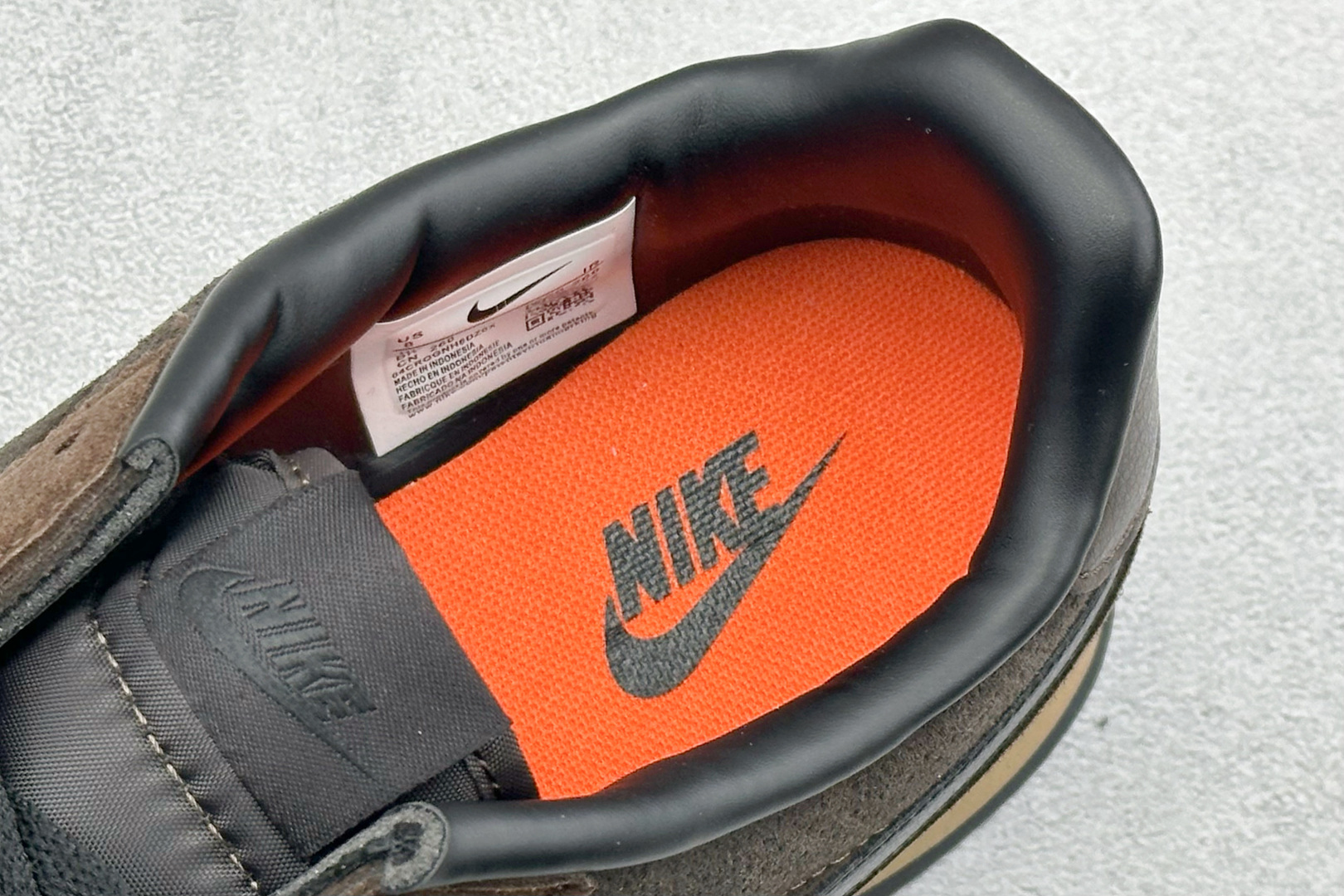 XH版NIKE CORTEZ 经典轻便舒适阿甘休闲跑步鞋 FJ5180-200
