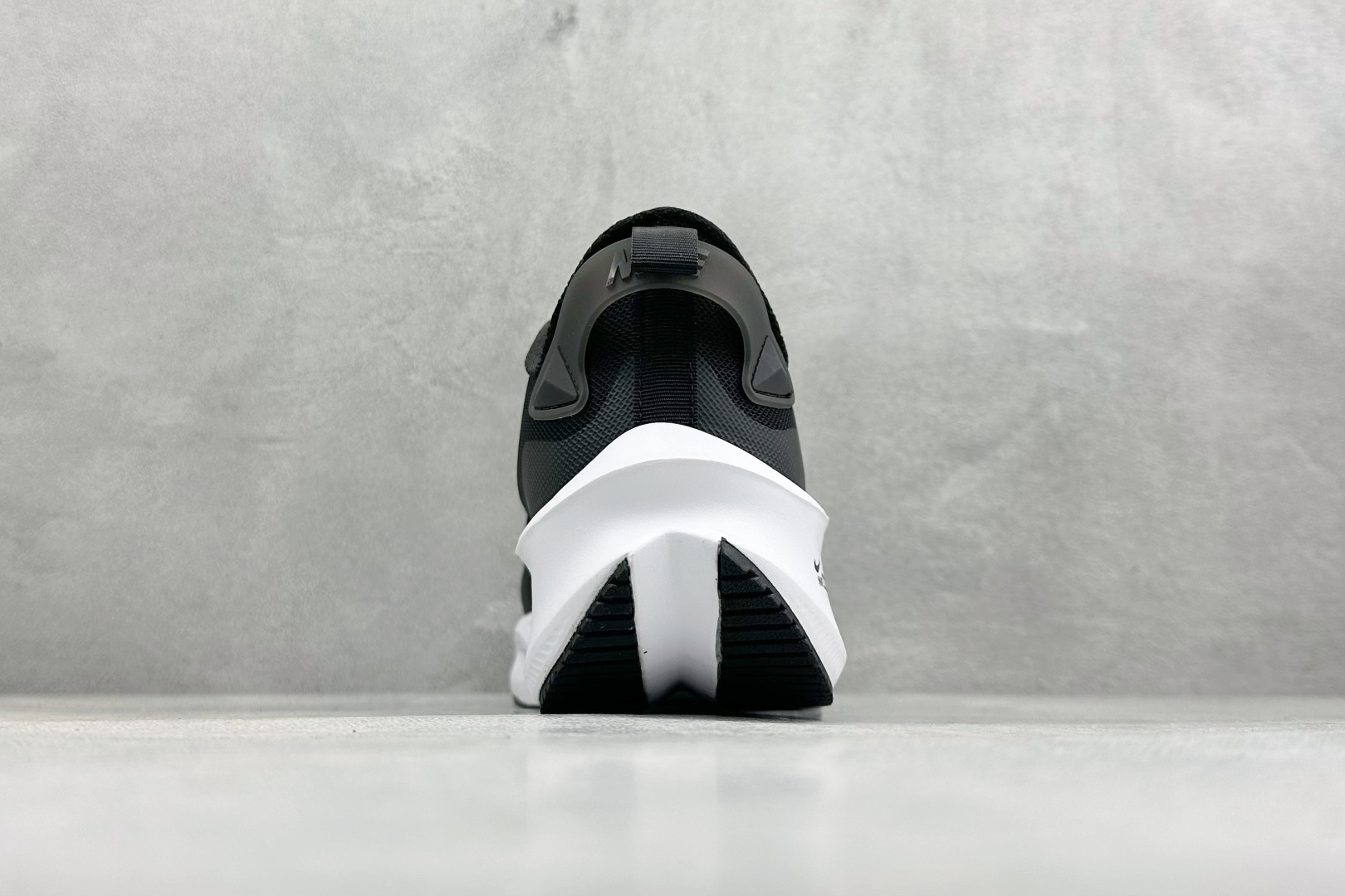 NIKE ZOOMX PLUS 全新耐克跑鞋二代 CK4318-018 NIKE ZOOMX PLUS 全新耐克跑鞋二代 CK4318-018