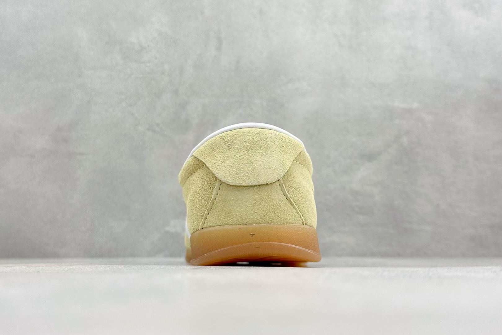 Adidas Originals Gazelle Lo Pro三叶草复古休闲防滑耐磨低帮板鞋 JR8894 Adidas Originals Gazelle Lo Pro三叶草复古休闲防滑耐磨低帮板鞋 JR8894