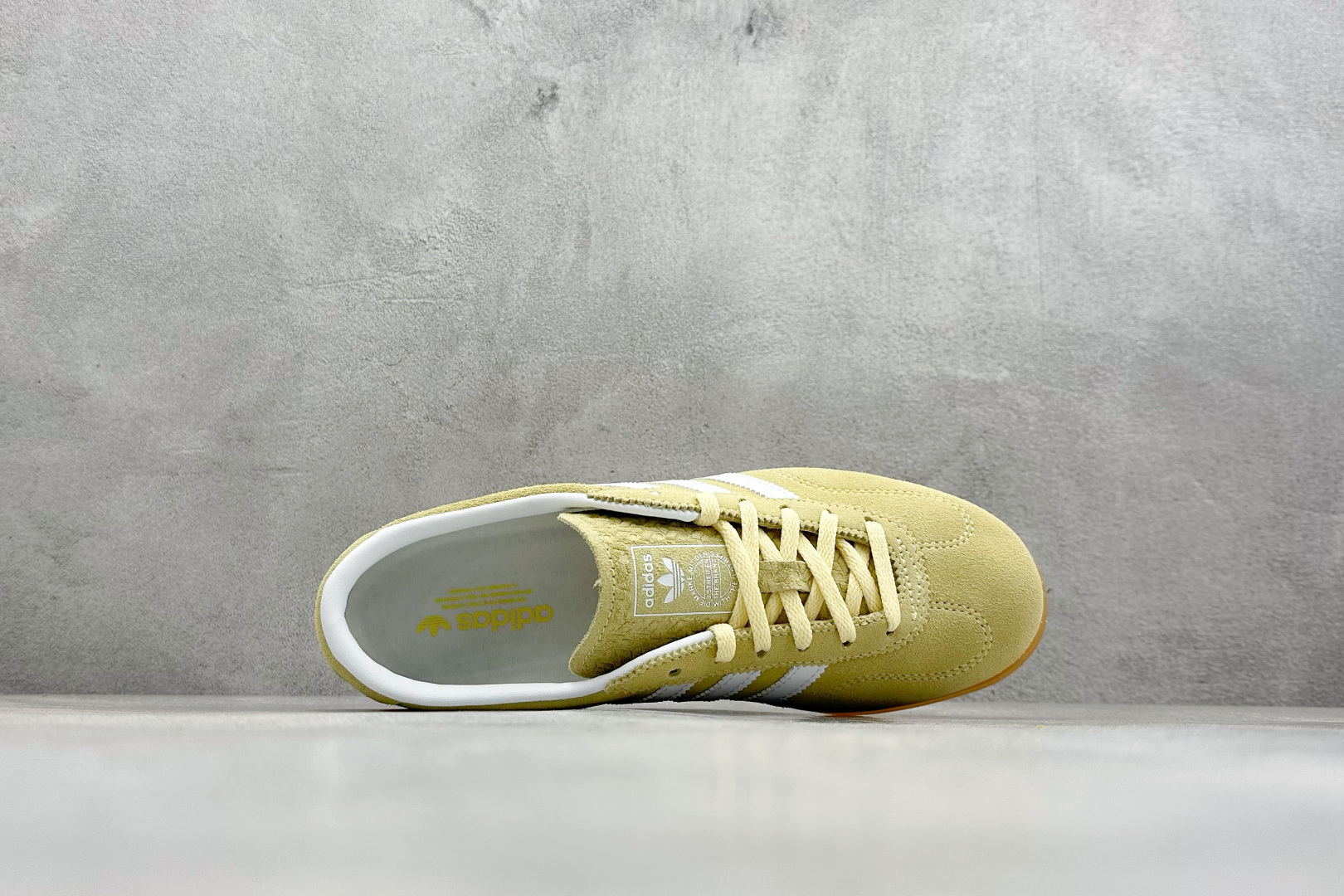 Adidas Originals Gazelle Lo Pro三叶草复古休闲防滑耐磨低帮板鞋 JR8894 Adidas Originals Gazelle Lo Pro三叶草复古休闲防滑耐磨低帮板鞋 JR8894