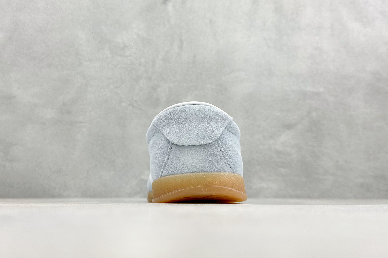 Adidas Originals Gazelle Lo Pro三叶草复古休闲防滑耐磨低帮板鞋 JR8893 Adidas Originals Gazelle Lo Pro三叶草复古休闲防滑耐磨低帮板鞋 JR8893