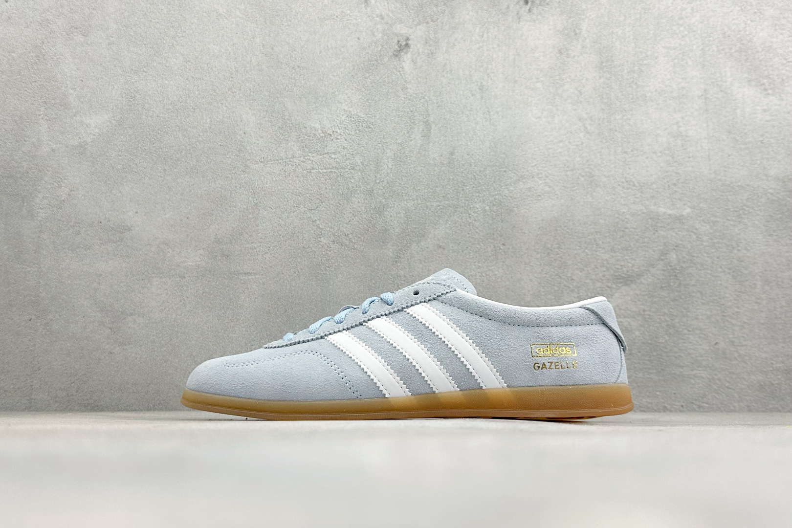 Adidas Originals Gazelle Lo Pro三叶草复古休闲防滑耐磨低帮板鞋 JR8893 Adidas Originals Gazelle Lo Pro三叶草复古休闲防滑耐磨低帮板鞋 JR8893