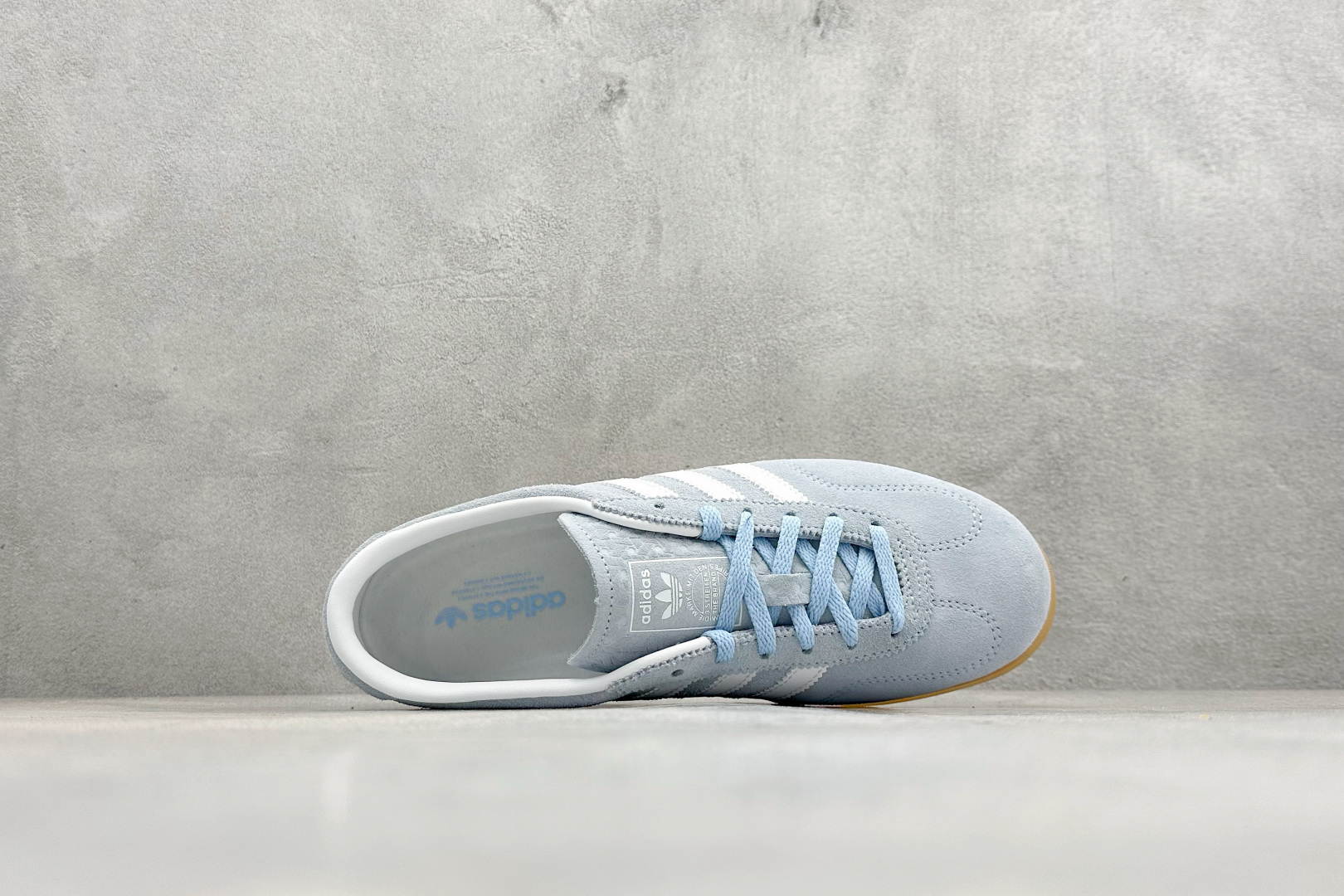 Adidas Originals Gazelle Lo Pro三叶草复古休闲防滑耐磨低帮板鞋 JR8893 Adidas Originals Gazelle Lo Pro三叶草复古休闲防滑耐磨低帮板鞋 JR8893
