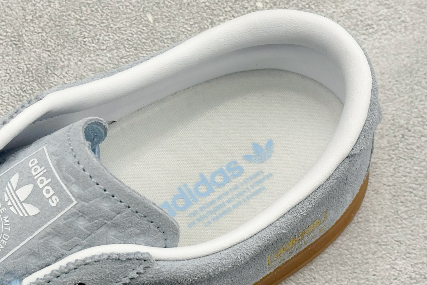 Adidas Originals Gazelle Lo Pro三叶草复古休闲防滑耐磨低帮板鞋 JR8893 Adidas Originals Gazelle Lo Pro三叶草复古休闲防滑耐磨低帮板鞋 JR8893