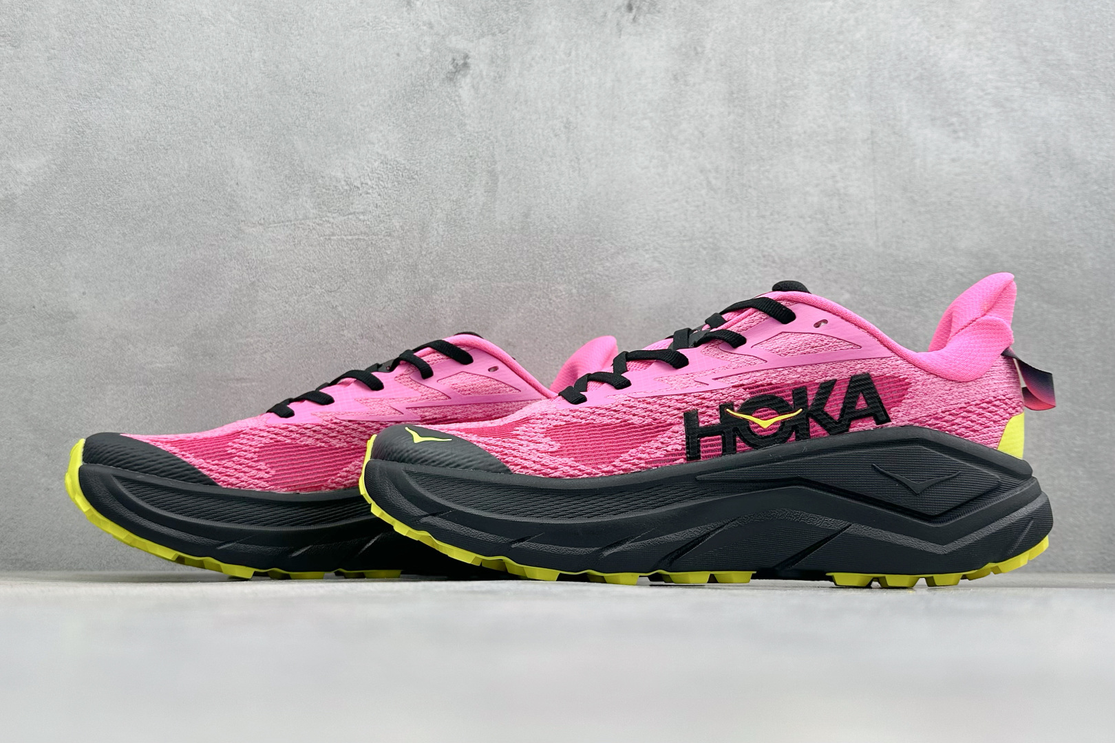 HOKA CHALLENGER 8 轻便系带减震防滑耐磨低帮跑步鞋 1168717/NNR HOKA CHALLENGER 8 轻便系带减震防滑耐磨低帮跑步鞋 1168717/NNR