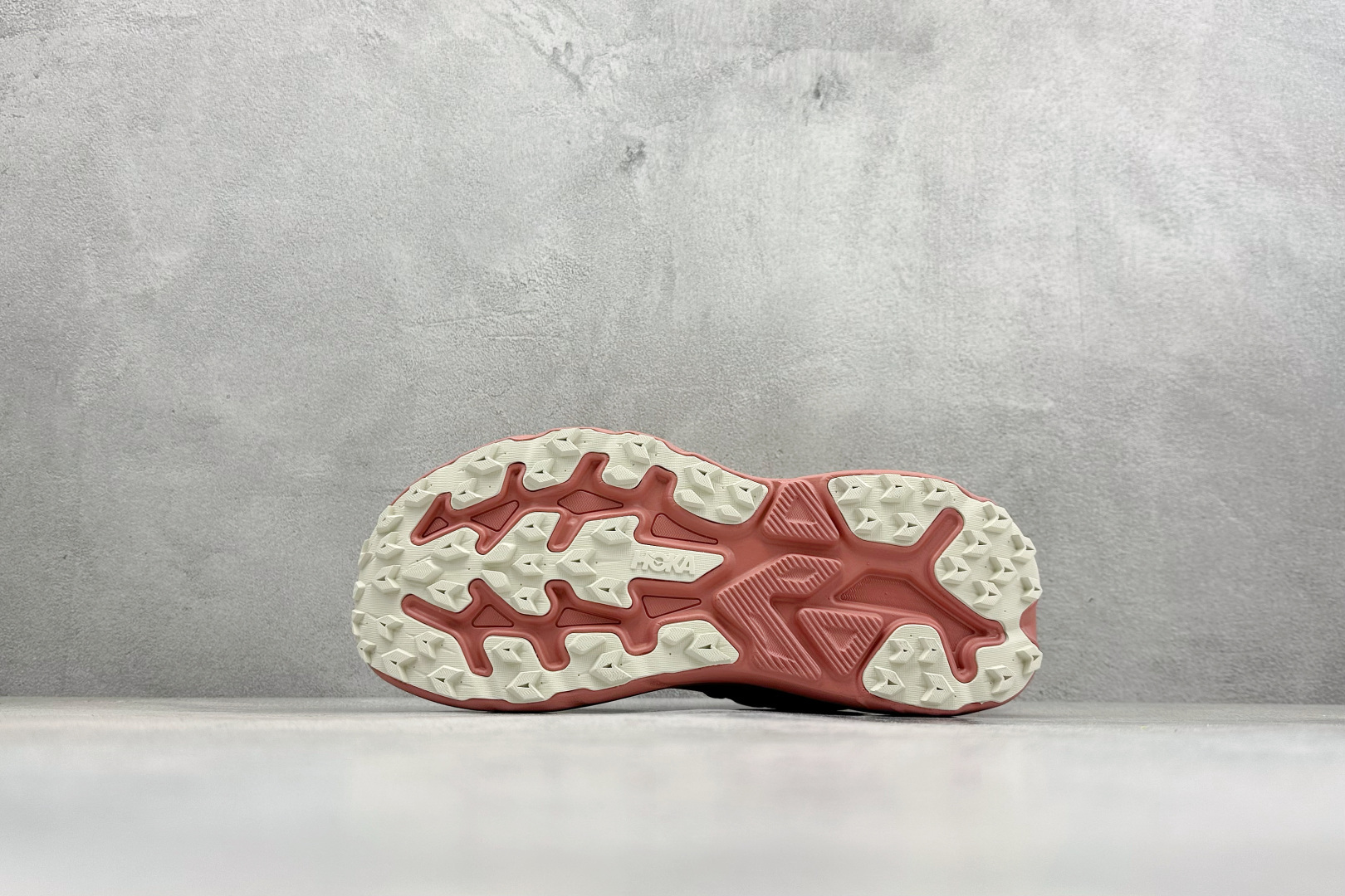 HOKA CHALLENGER 8 轻便系带减震防滑耐磨低帮跑步鞋 1168717/BS HOKA CHALLENGER 8 轻便系带减震防滑耐磨低帮跑步鞋 1168717/BS