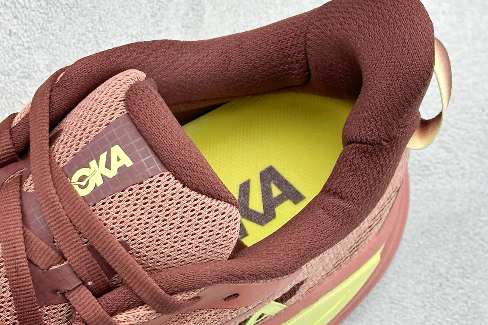 HOKA CHALLENGER 8 轻便系带减震防滑耐磨低帮跑步鞋 1168717/BS HOKA CHALLENGER 8 轻便系带减震防滑耐磨低帮跑步鞋 1168717/BS