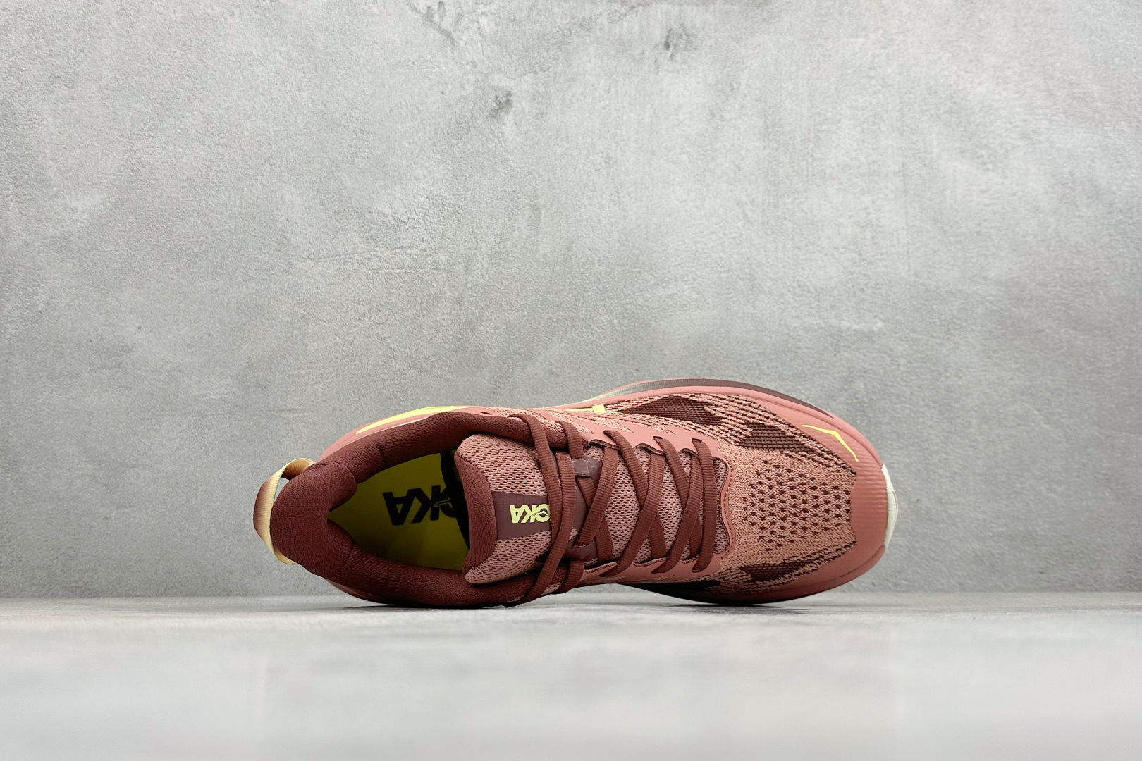 HOKA CHALLENGER 8 轻便系带减震防滑耐磨低帮跑步鞋 1168717/BS HOKA CHALLENGER 8 轻便系带减震防滑耐磨低帮跑步鞋 1168717/BS