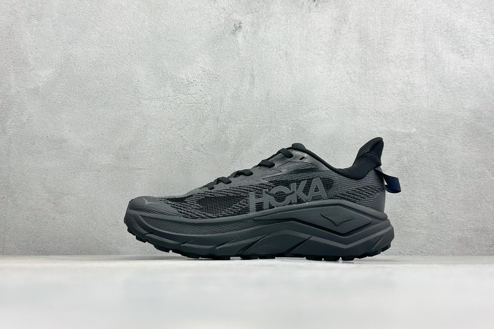 HOKA CHALLENGER 8 轻便系带减震防滑耐磨低帮跑步鞋 1168717/BCKT HOKA CHALLENGER 8 轻便系带减震防滑耐磨低帮跑步鞋 1168717/BCKT