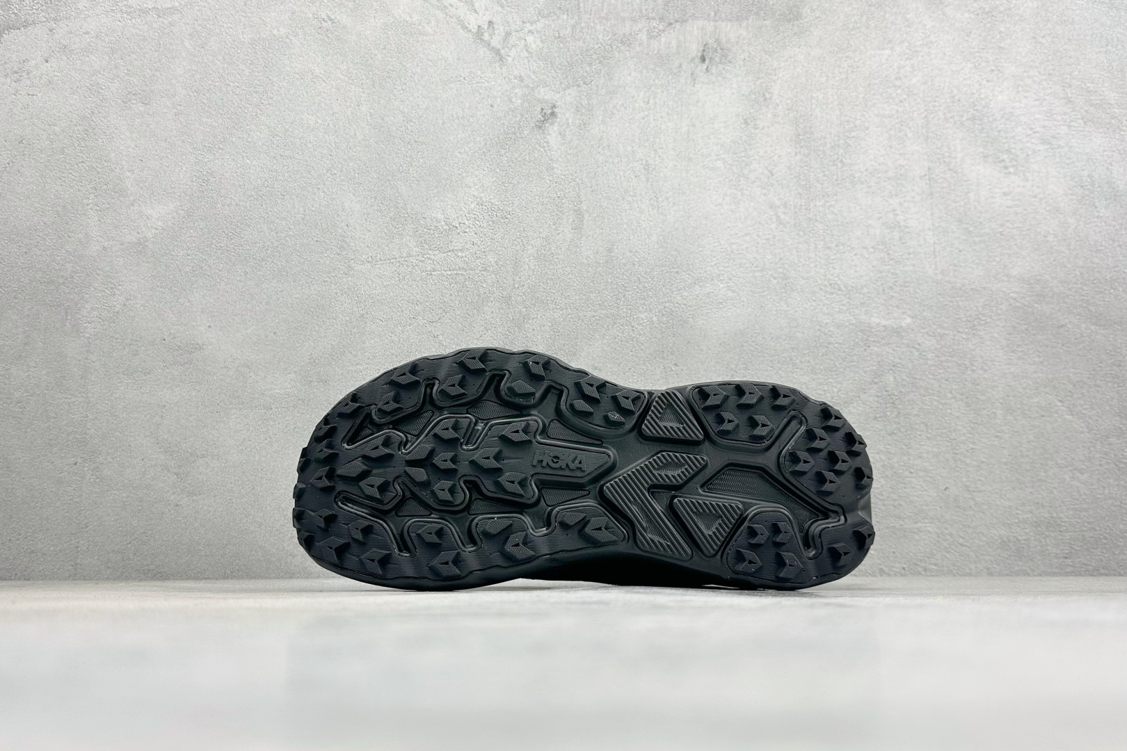 HOKA CHALLENGER 8 轻便系带减震防滑耐磨低帮跑步鞋 1168717/BCKT HOKA CHALLENGER 8 轻便系带减震防滑耐磨低帮跑步鞋 1168717/BCKT