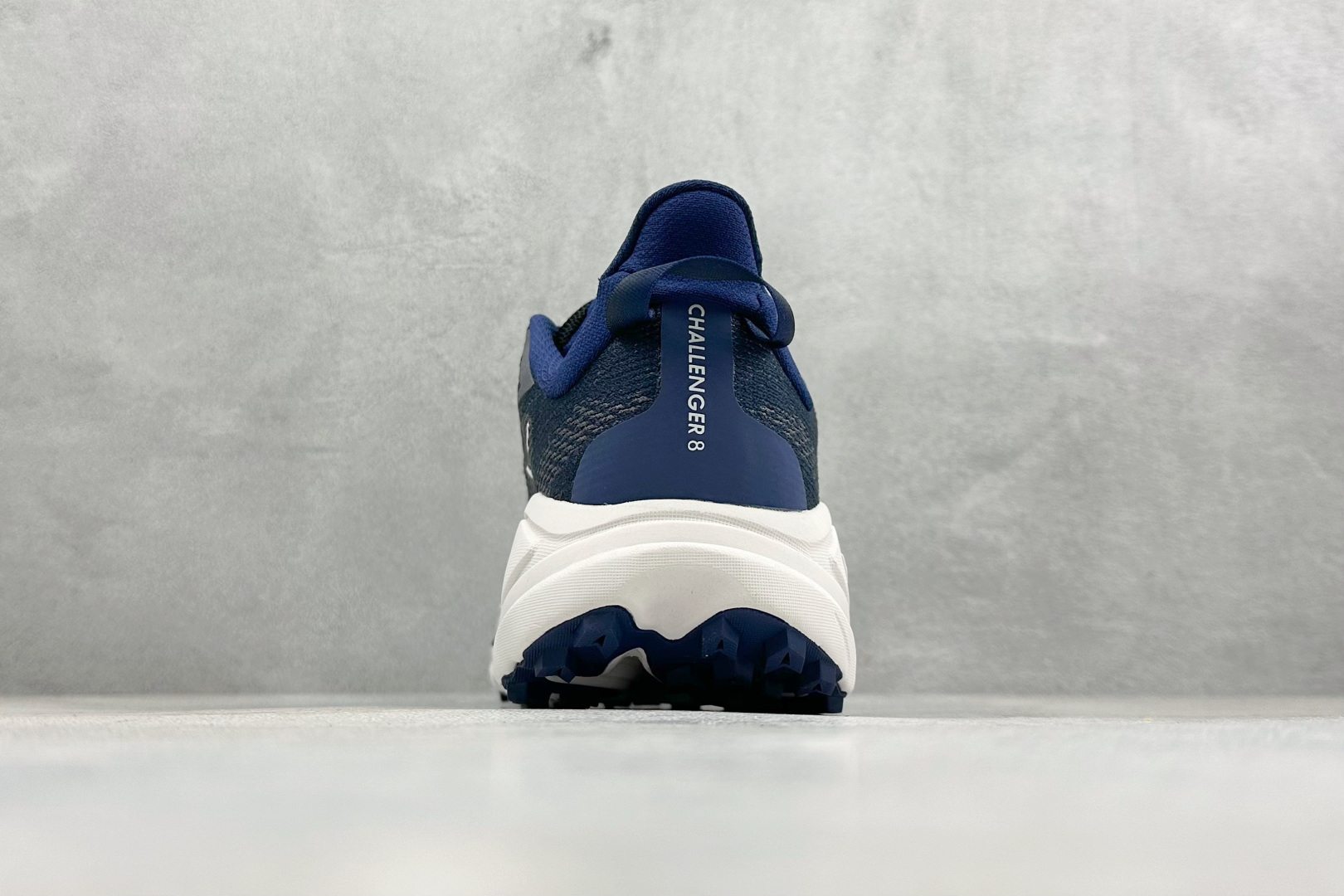 HOKA CHALLENGER 8 轻便系带减震防滑耐磨低帮跑步鞋 1168716-MGRT