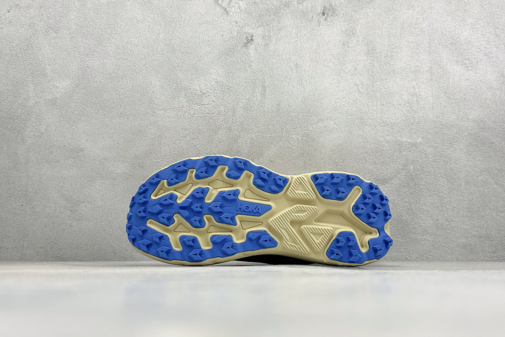 HOKA CHALLENGER 8 轻便系带减震防滑耐磨低帮跑步鞋 1168717/MPLC HOKA CHALLENGER 8 轻便系带减震防滑耐磨低帮跑步鞋 1168717/MPLC