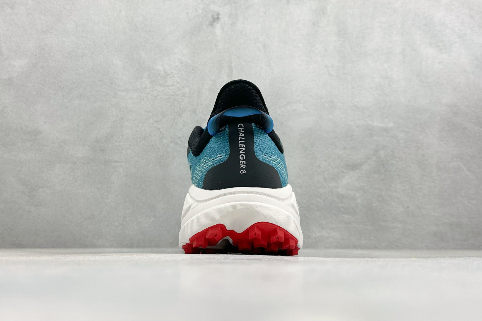 HOKA CHALLENGER 8 轻便系带减震防滑耐磨低帮跑步鞋 1168716/SB HOKA CHALLENGER 8 轻便系带减震防滑耐磨低帮跑步鞋 1168716/SB
