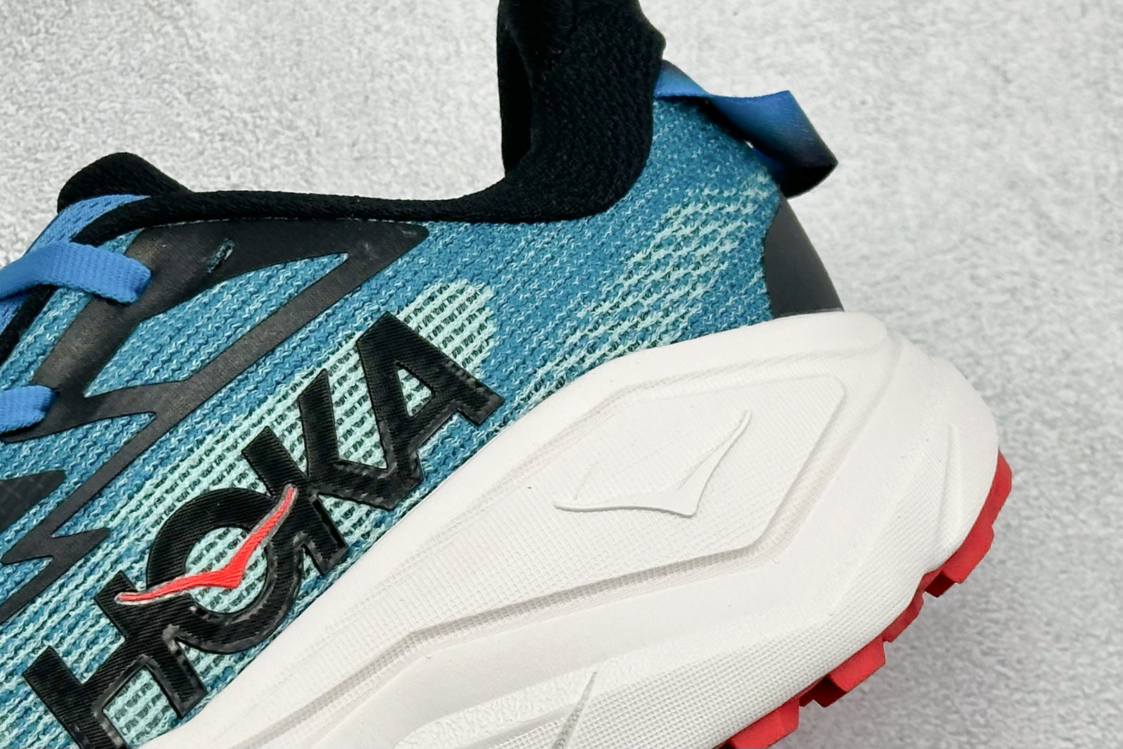 HOKA CHALLENGER 8 轻便系带减震防滑耐磨低帮跑步鞋 1168716/SB HOKA CHALLENGER 8 轻便系带减震防滑耐磨低帮跑步鞋 1168716/SB