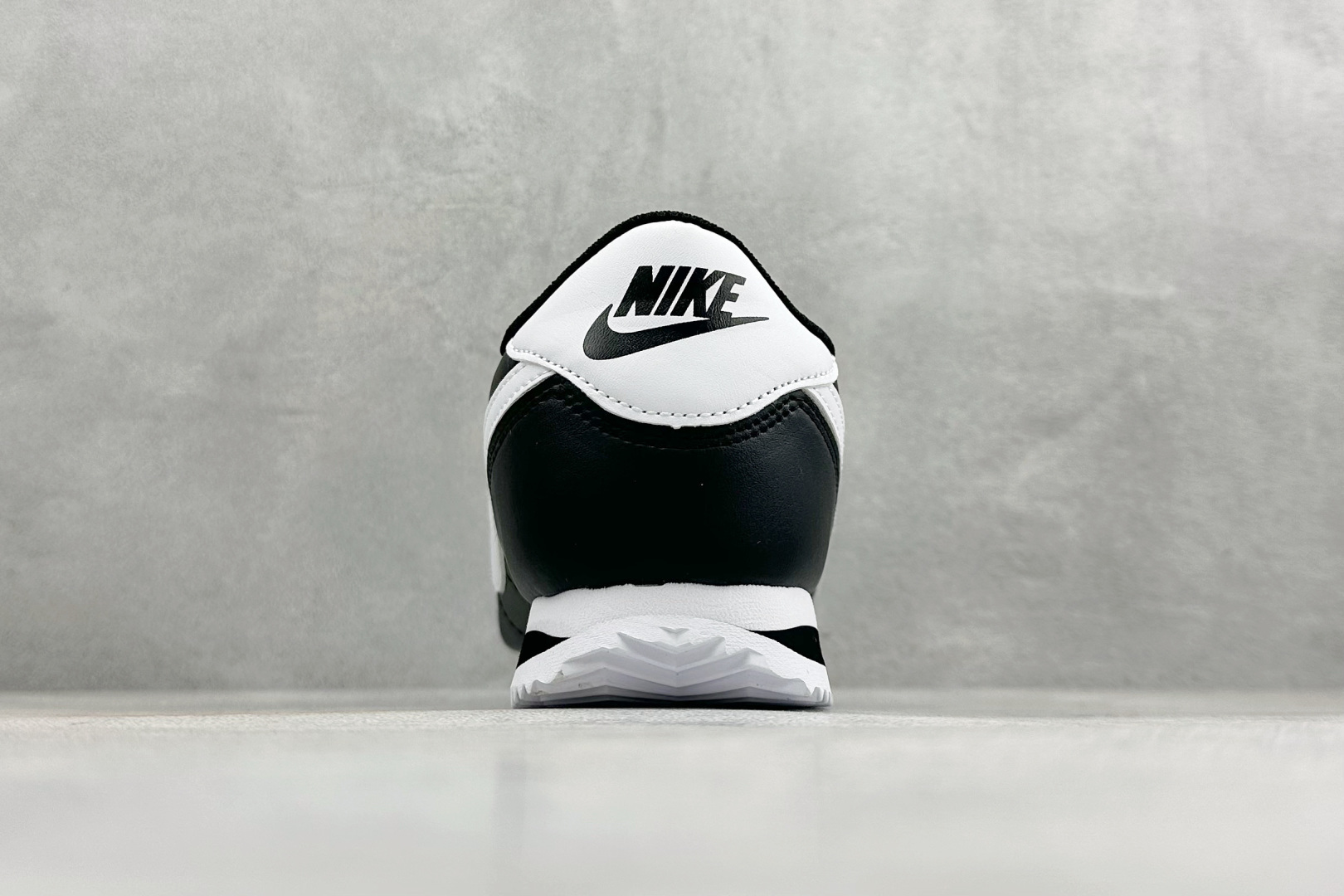 XH版NIKE CORTEZ 经典轻便舒适阿甘休闲跑步鞋 DN1791-001