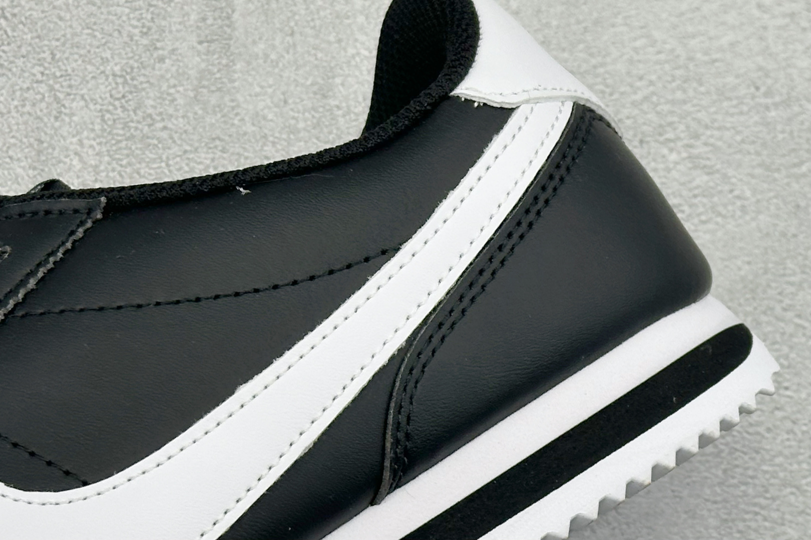 XH版NIKE CORTEZ 经典轻便舒适阿甘休闲跑步鞋 DN1791-001