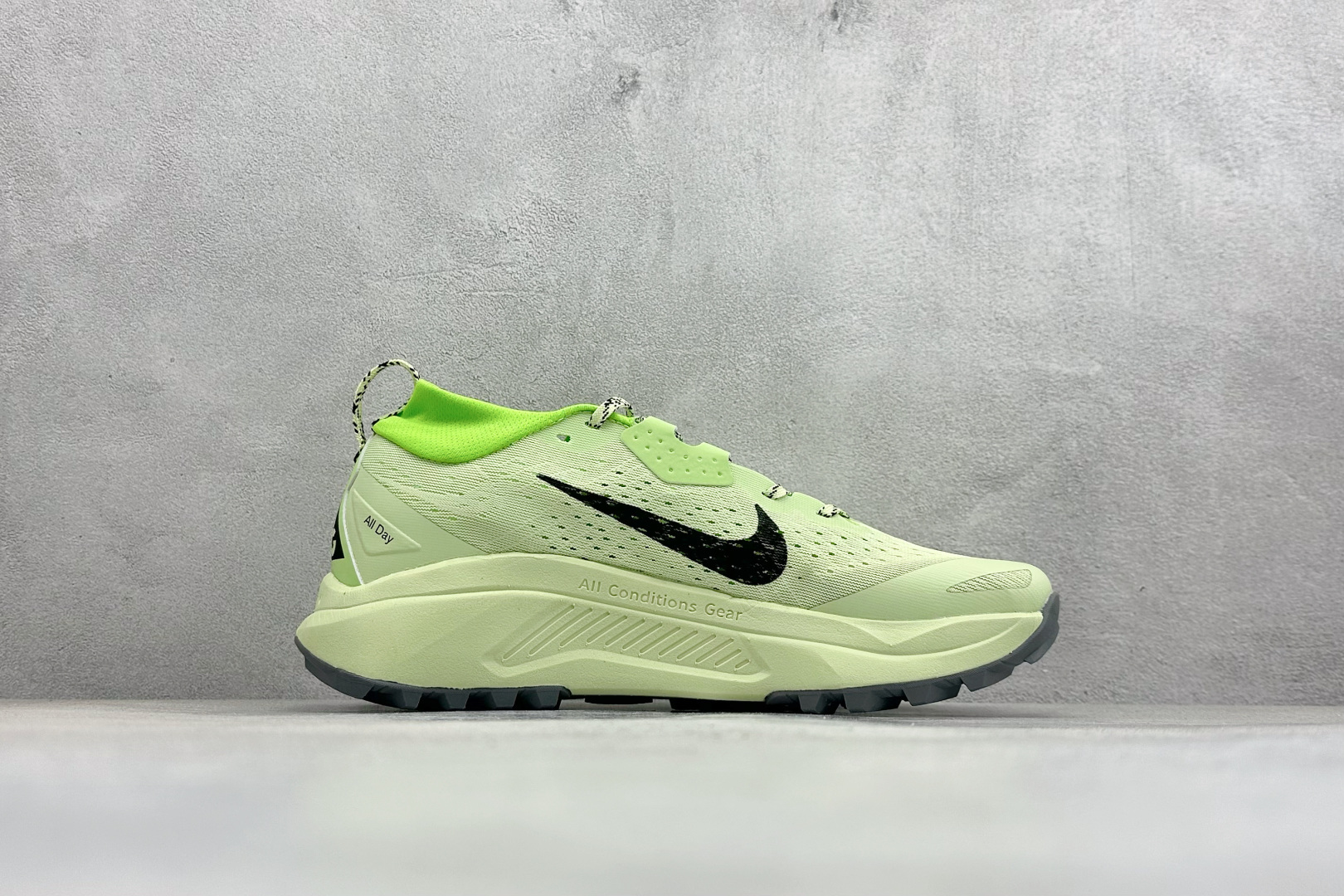 MT版NIKE ACG ZEGAMA TRAIL 越野登山跑步鞋 HV8113-011 MT版NIKE ACG ZEGAMA TRAIL 越野登山跑步鞋 HV8113-011