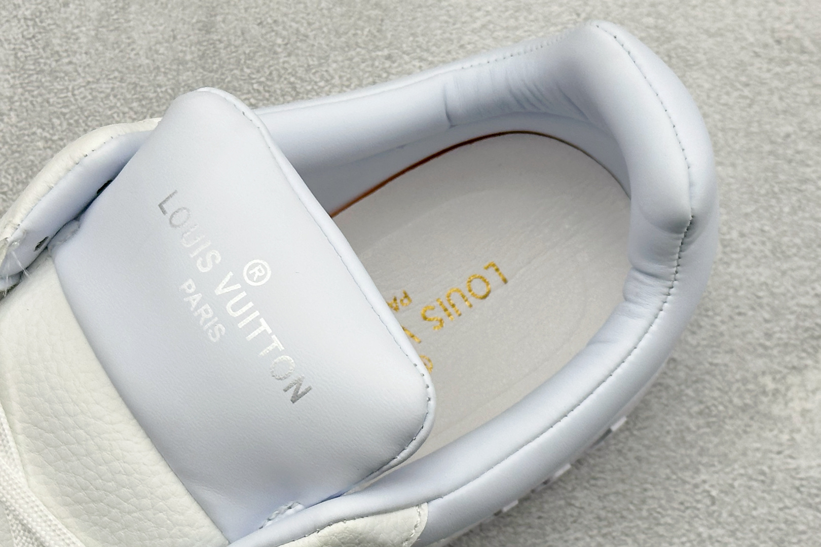 LouisVuittonNewArrival系列LVTimeOut小白鞋 LouisVuittonNewArrival系列LVTimeOut小白鞋