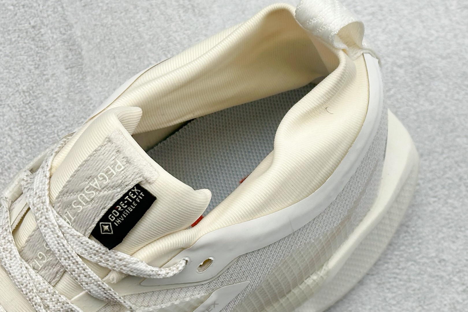 Nike REACTX PEGASUS TRAIL 5 GTX 越野跑步鞋 FQ0908-100 Nike REACTX PEGASUS TRAIL 5 GTX 越野跑步鞋 FQ0908-100
