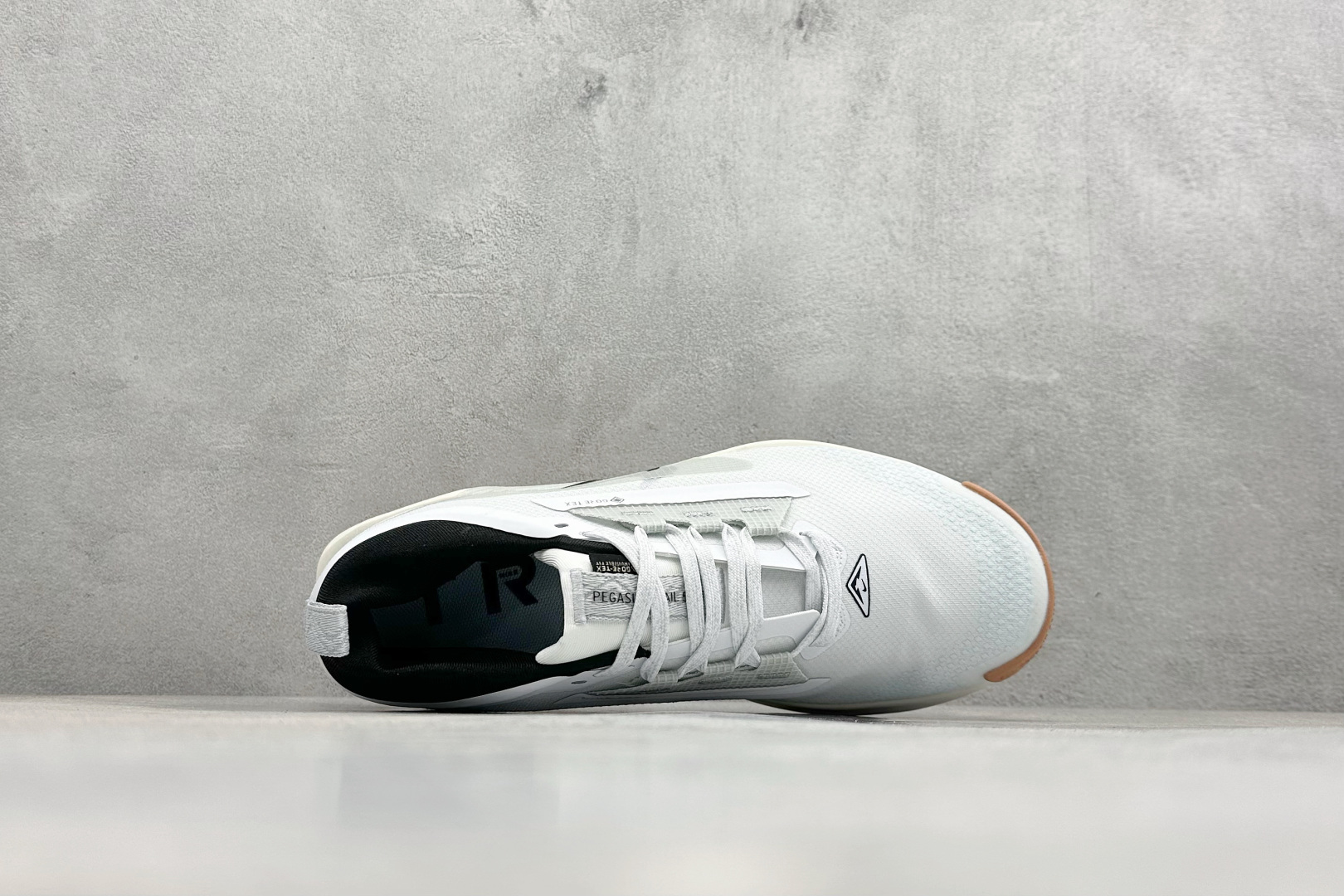 Nike REACTX PEGASUS TRAIL 5 GTX 越野跑步鞋 FQ0912-103 Nike REACTX PEGASUS TRAIL 5 GTX 越野跑步鞋 FQ0912-103