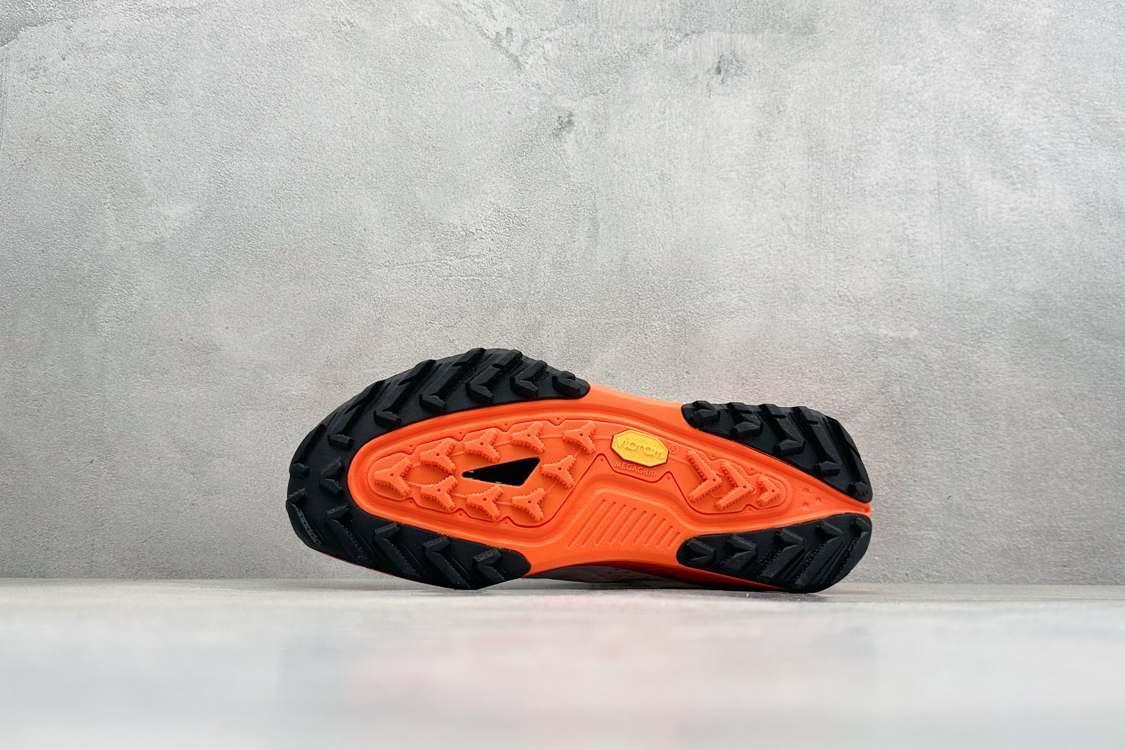 MT版NIKE ACG ZEGAMA TRAIL 越野登山跑步鞋 HV8113-012 MT版NIKE ACG ZEGAMA TRAIL 越野登山跑步鞋 HV8113-012