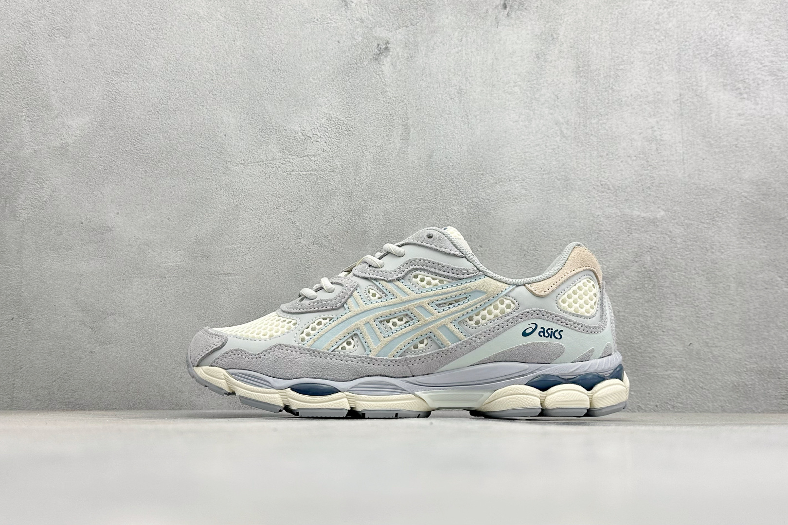 Asics Gel-N亚瑟士运动休闲透气专业跑鞋 鞋面采用反绒皮与网布拼接 透气舒适兼具休闲时尚 1203A372-600 Asics Gel-N亚瑟士运动休闲透气专业跑鞋 鞋面采用反绒皮与网布拼接 透气舒适兼具休闲时尚 1203A372-600