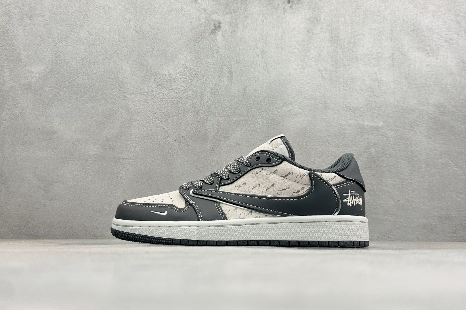 福利特价250。 Air Jordan 1 Low AJ1 乔1 联名 高端定制 低帮复古倒钩篮球鞋#定