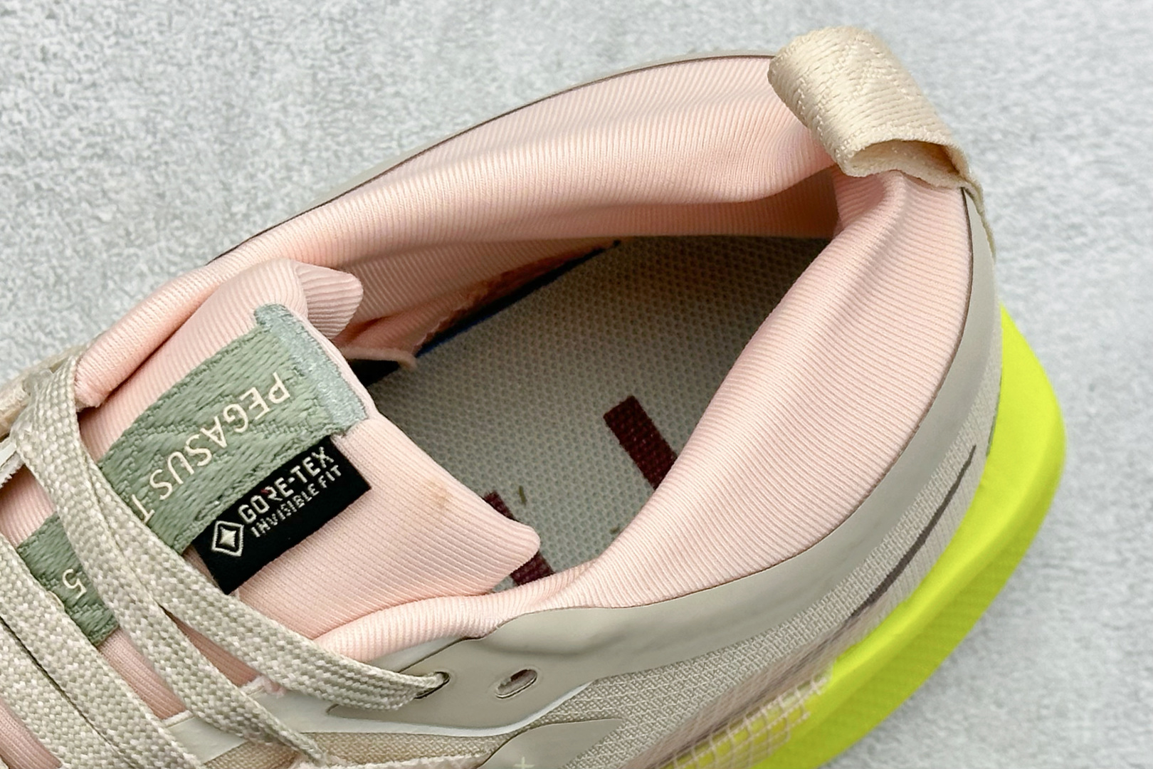 Nike REACTX PEGASUS TRAIL 5 GTX 越野跑步鞋 FQ0912-101 Nike REACTX PEGASUS TRAIL 5 GTX 越野跑步鞋 FQ0912-101