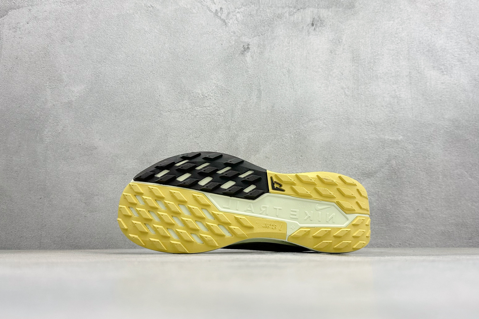 Nike REACTX PEGASUS TRAIL 5 GTX 越野跑步鞋 FQ0908-700 Nike REACTX PEGASUS TRAIL 5 GTX 越野跑步鞋 FQ0908-700
