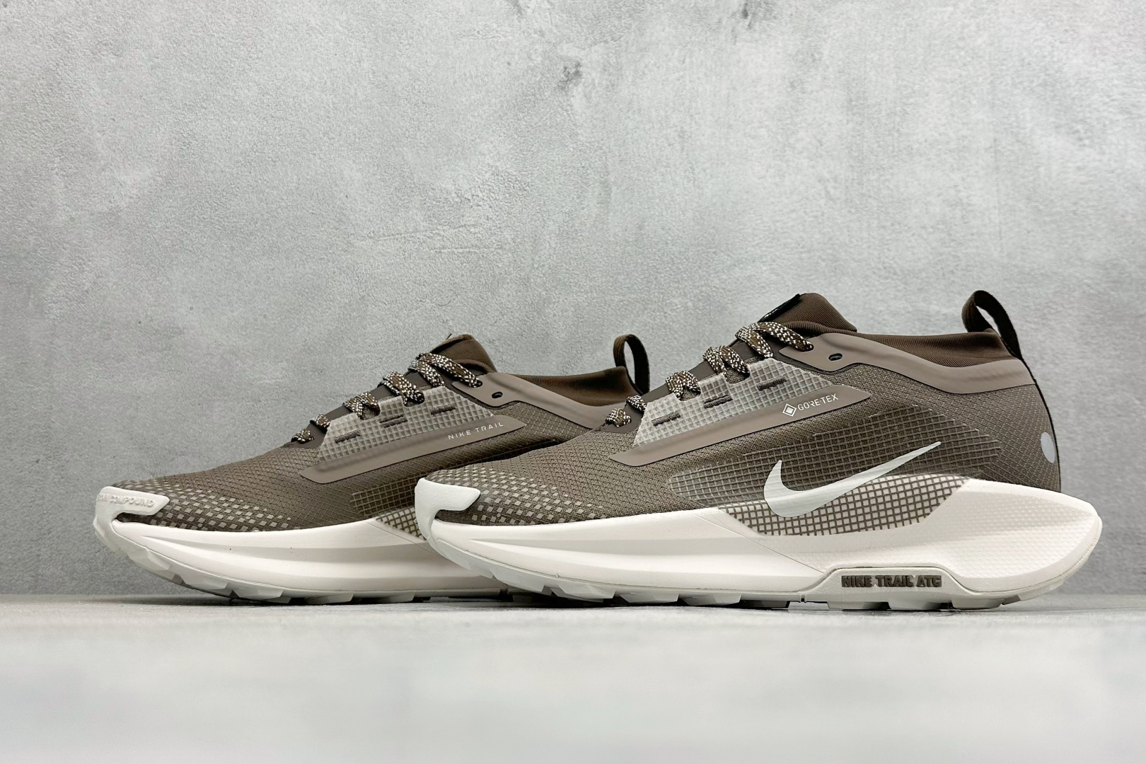 Nike REACTX PEGASUS TRAIL 5 GTX 越野跑步鞋 HQ7494-200 Nike REACTX PEGASUS TRAIL 5 GTX 越野跑步鞋 HQ7494-200