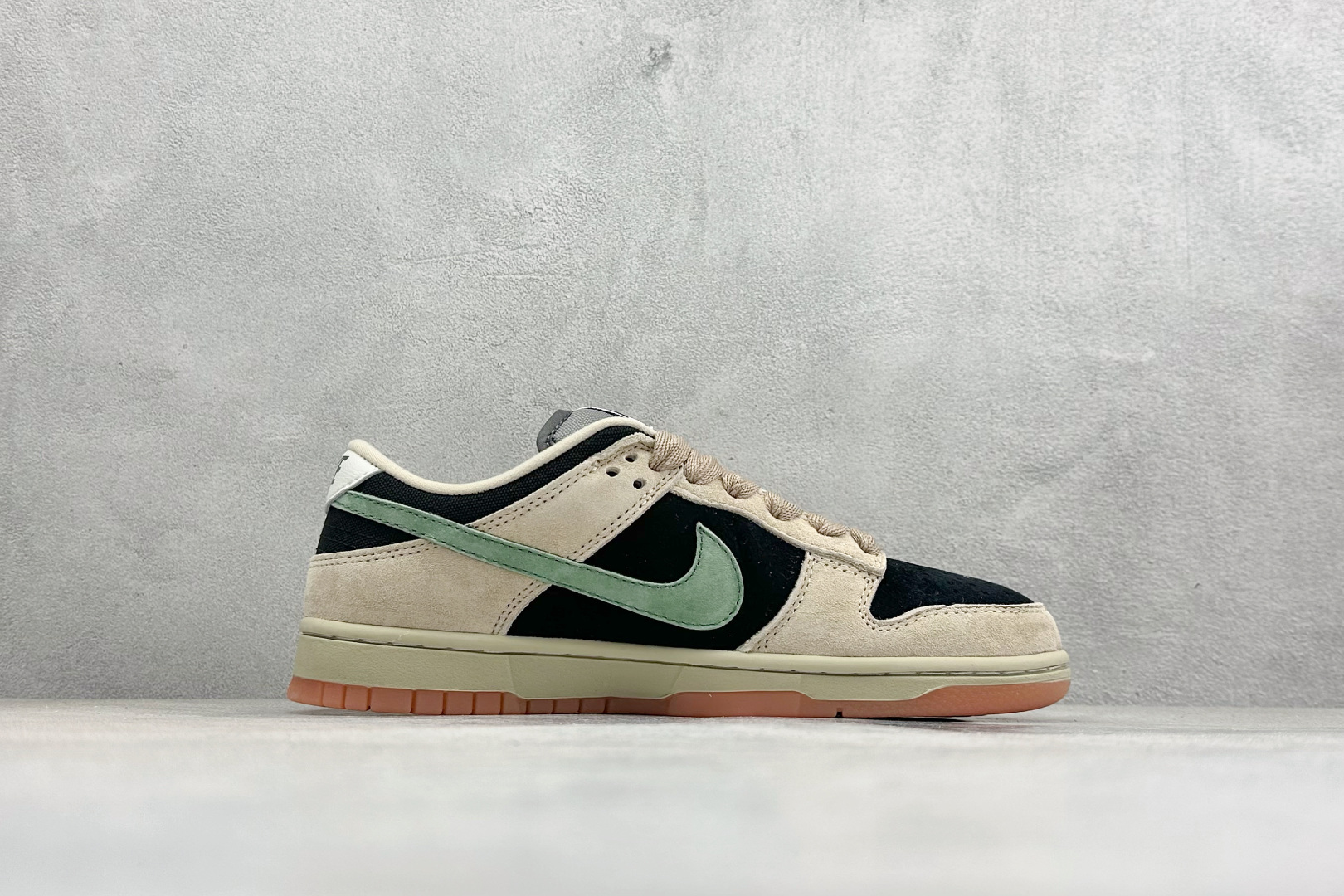 K版Nike Dunk SB Low 黑绿棕生胶 HJ0367-200 K版Nike Dunk SB Low 黑绿棕生胶 HJ0367-200