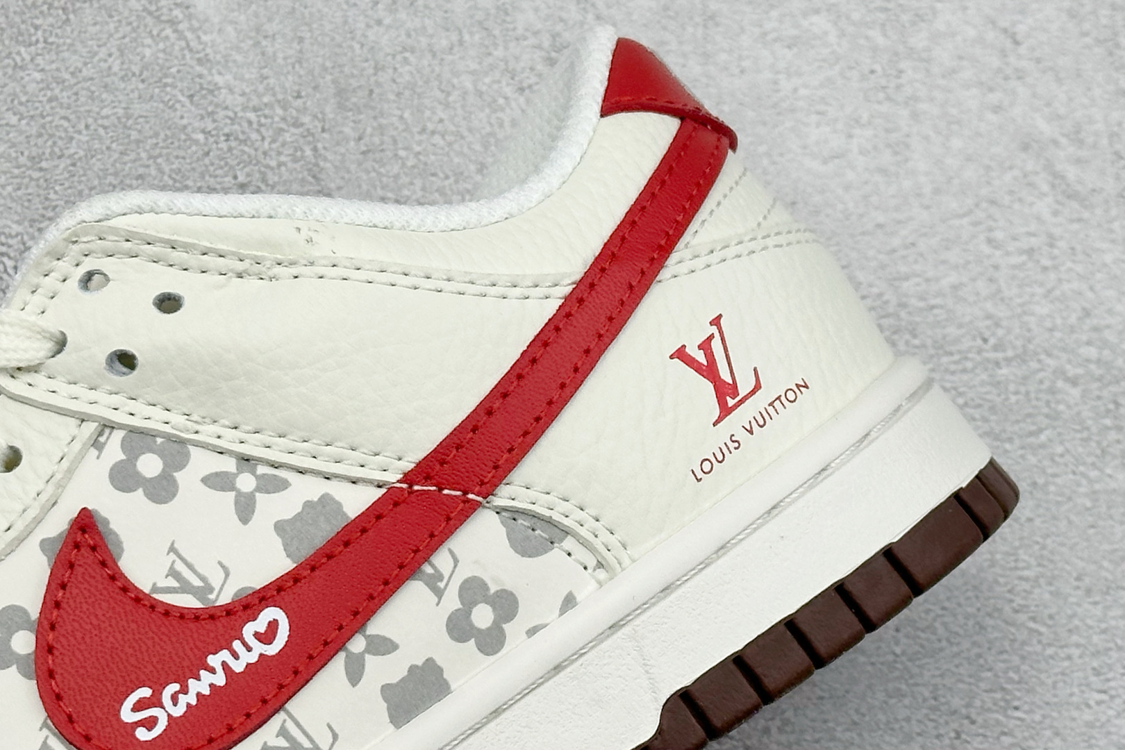 SC版Nike SB Dunk Low 米红棕撞色 高端定制 低帮休闲滑板鞋 HF0391-001 SC版Nike SB Dunk Low 米红棕撞色 高端定制 低帮休闲滑板鞋 HF0391-001