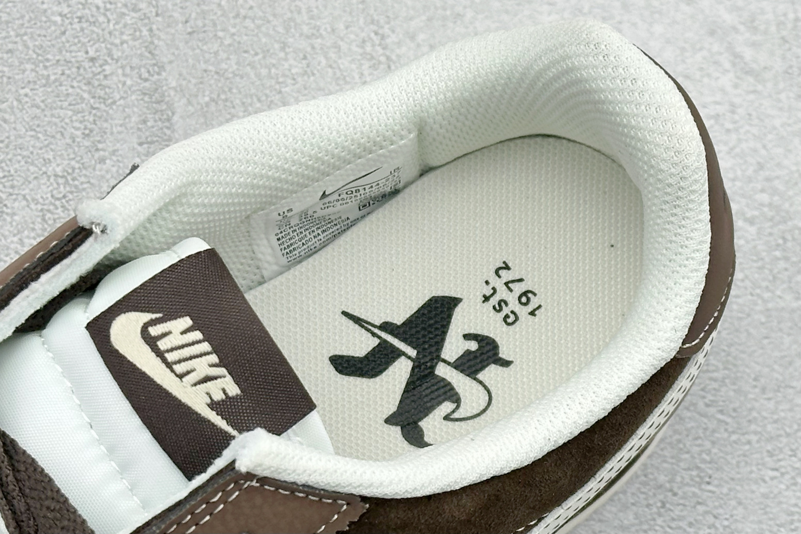 XH版NIKE CORTEZ 经典轻便舒适阿甘休闲跑步鞋 FQ8144-237