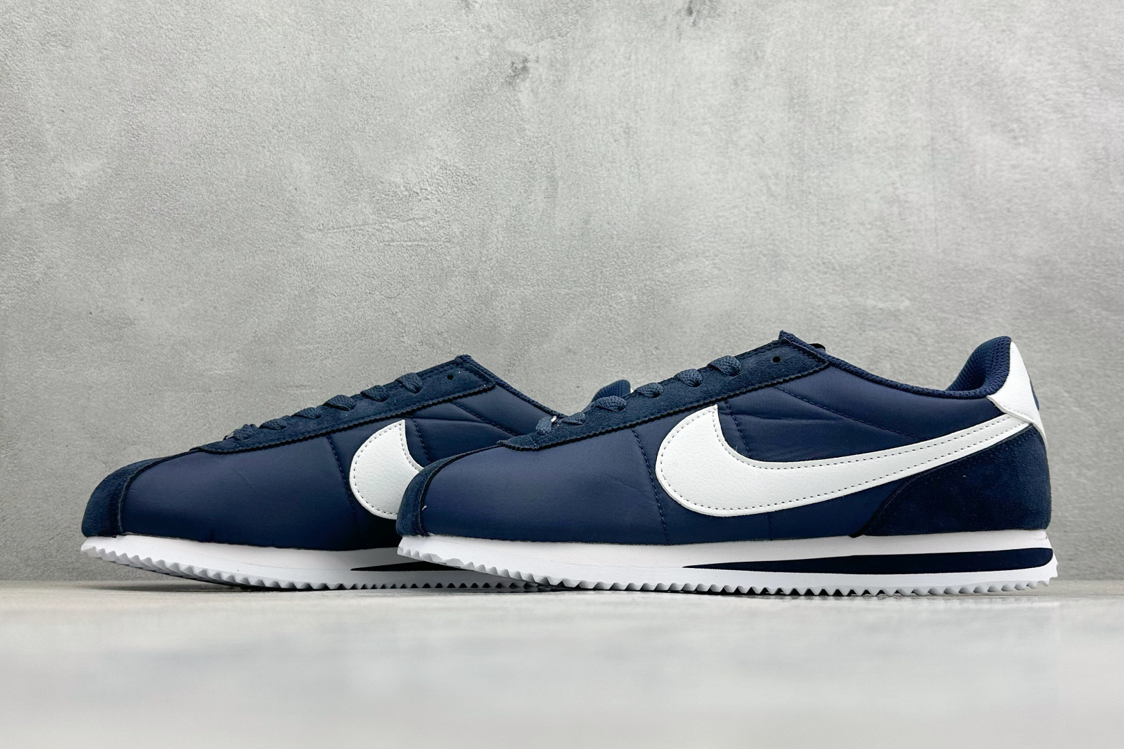 XH版NIKE CORTEZ 经典轻便舒适阿甘休闲跑步鞋 HF0263-400
