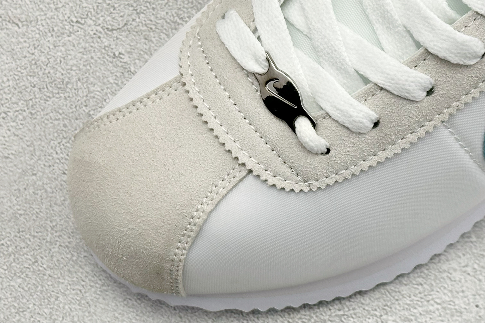 XH版NIKE CORTEZ 经典轻便舒适阿甘休闲跑步鞋 DZ2795-100