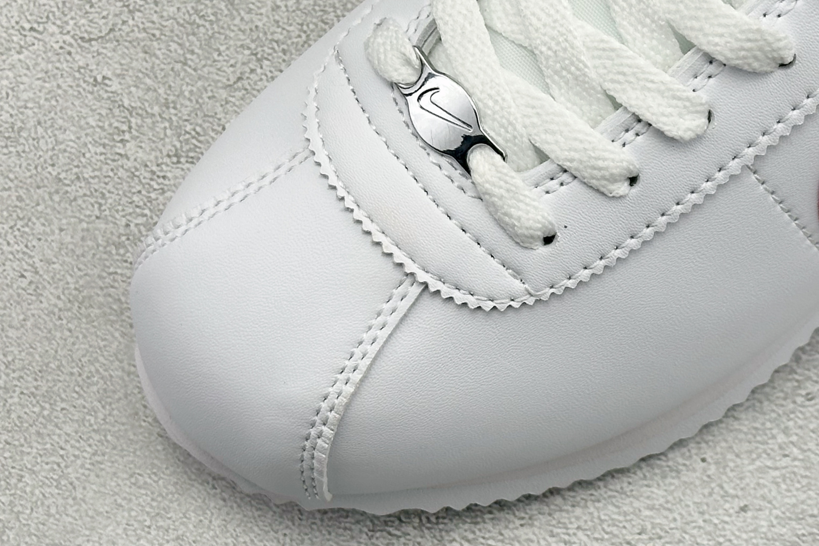 XH版NIKE CORTEZ 经典轻便舒适阿甘休闲跑步鞋 DN1791-108