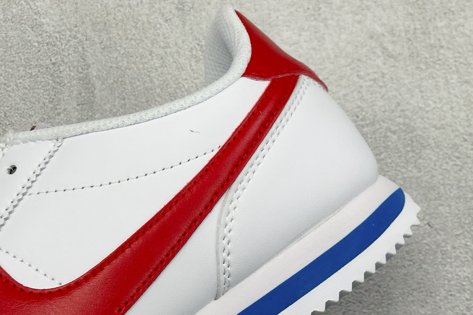 XH版NIKE CORTEZ 经典轻便舒适阿甘休闲跑步鞋 DN1791-108