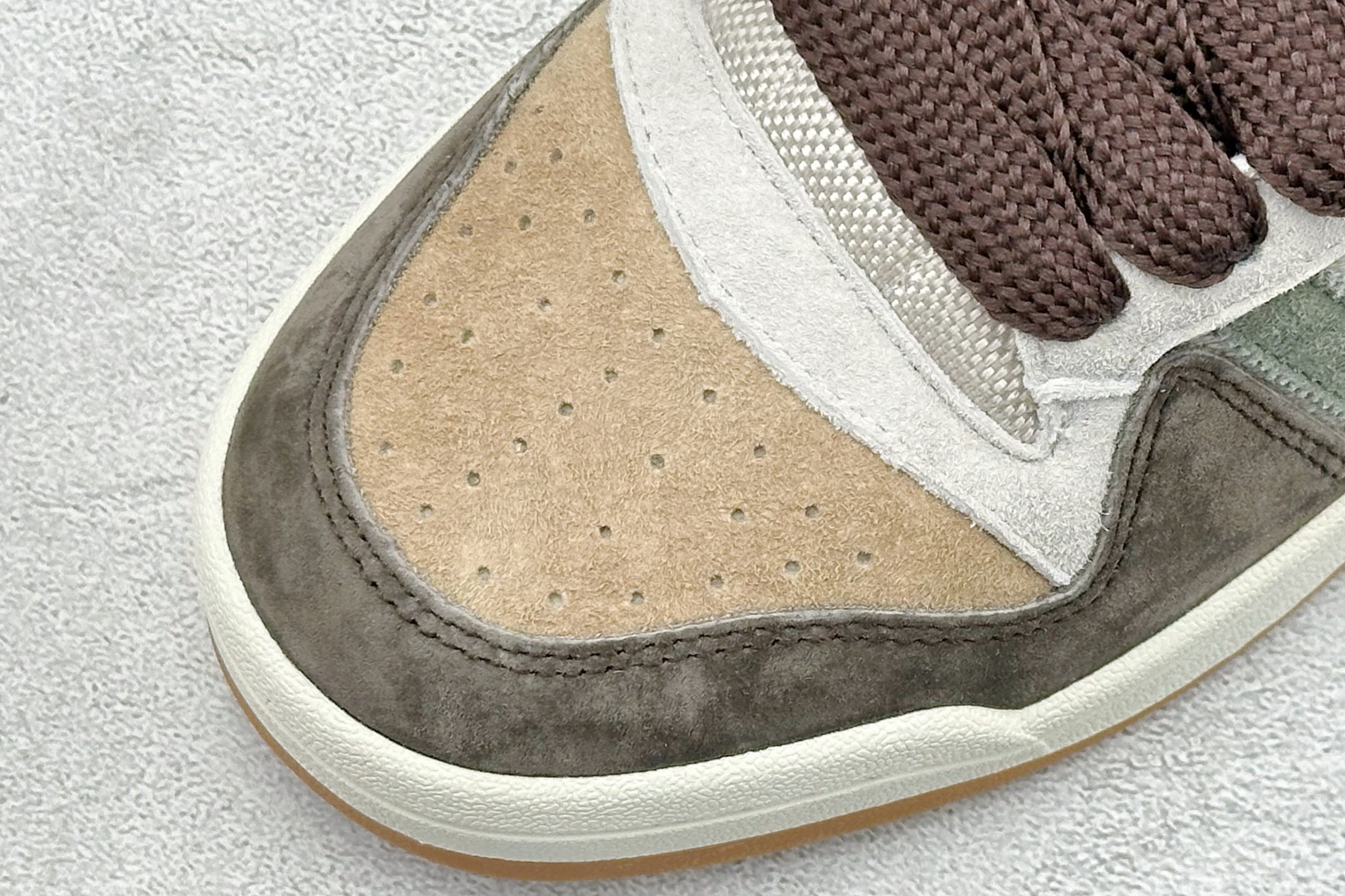 Adidas Forum 84 Low 三叶草低帮复古板鞋 GW4334
