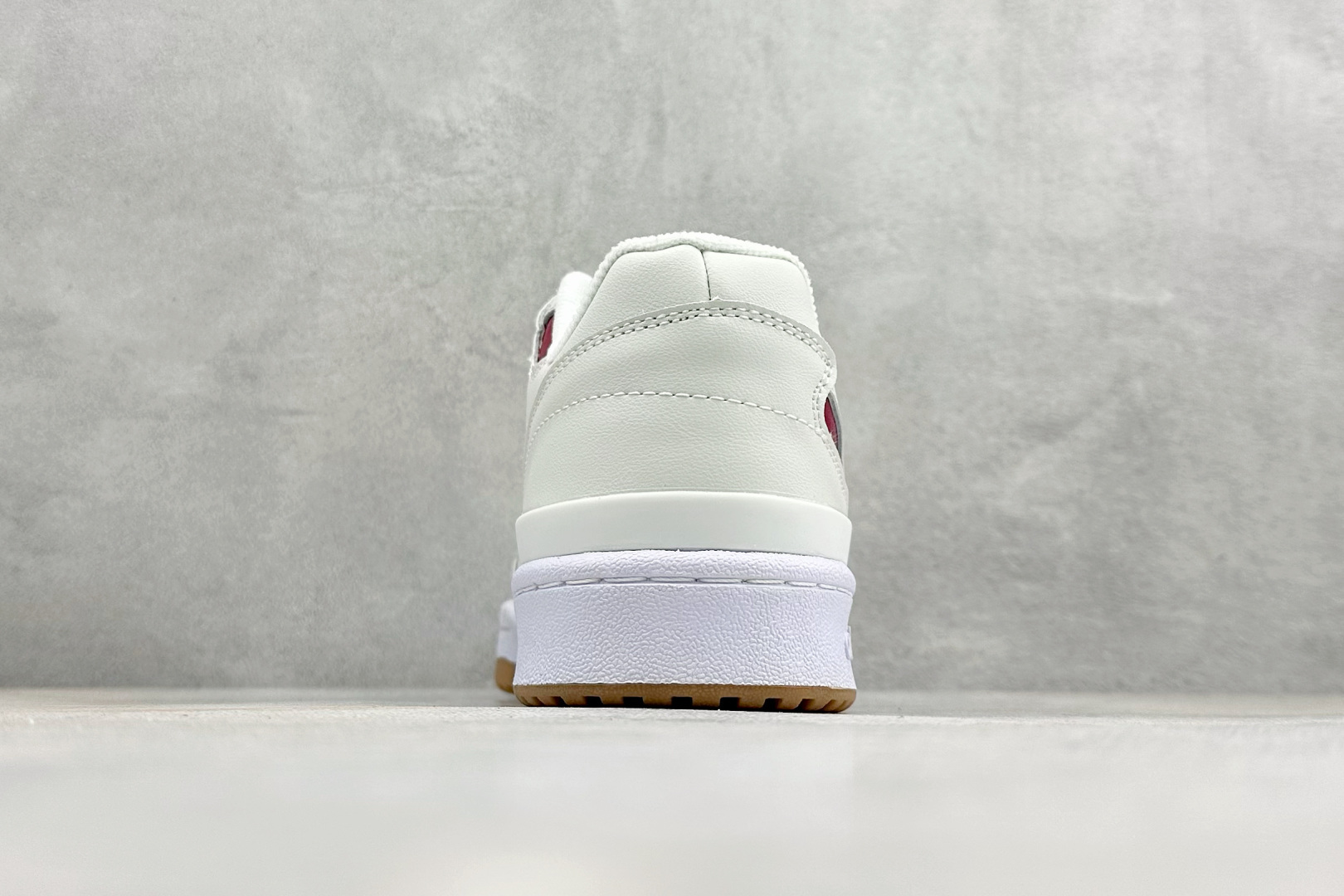 Adidas Forum 84 Low 三叶草低帮复古板鞋 HQ1487 Adidas Forum 84 Low 三叶草低帮复古板鞋 HQ1487