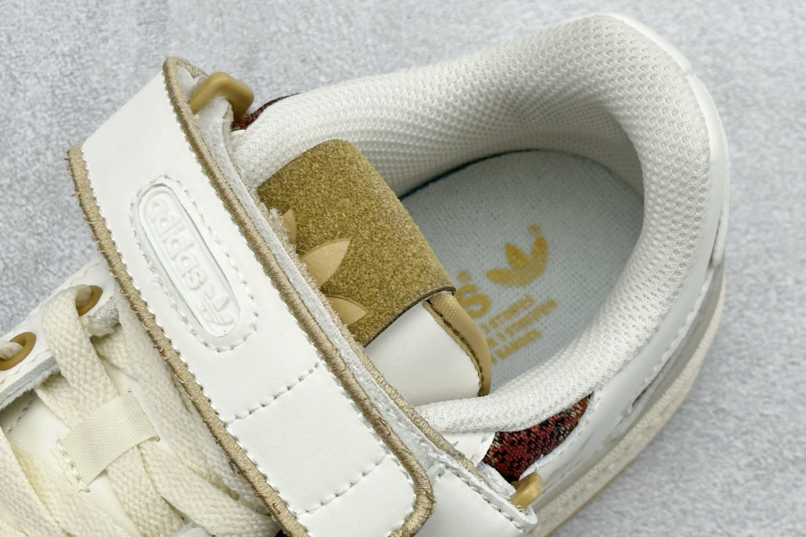 Adidas Forum 84 Low 三叶草低帮复古板鞋 HQ4604 Adidas Forum 84 Low 三叶草低帮复古板鞋 HQ4604