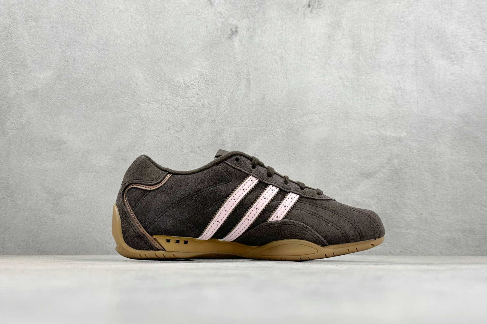 Adidas Originals Adiracer Lo 阿迪达斯潮流防滑耐磨休闲跑步鞋 JR8867 Adidas Originals Adiracer Lo 阿迪达斯潮流防滑耐磨休闲跑步鞋 JR8867