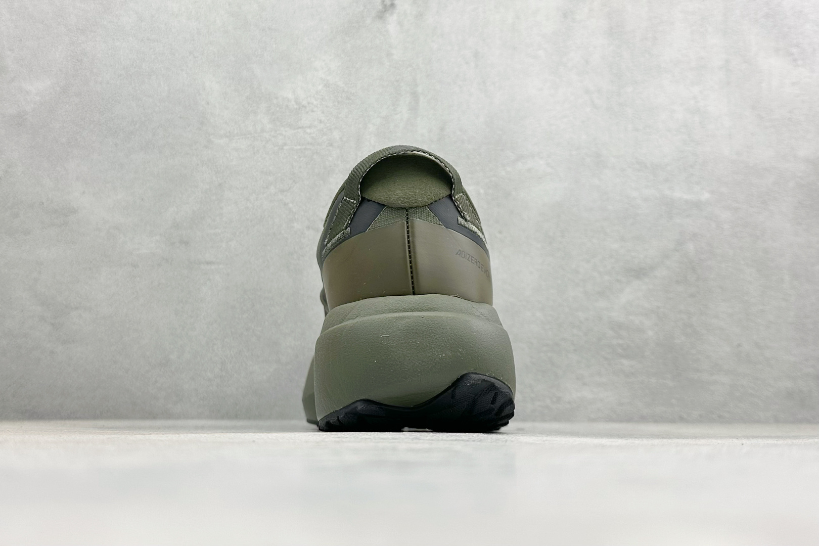 TY版AD ADIZERO EVO SL ATR 阿迪超轻透气缓震跑鞋 KK2684 TY版AD ADIZERO EVO SL ATR 阿迪超轻透气缓震跑鞋 KK2684