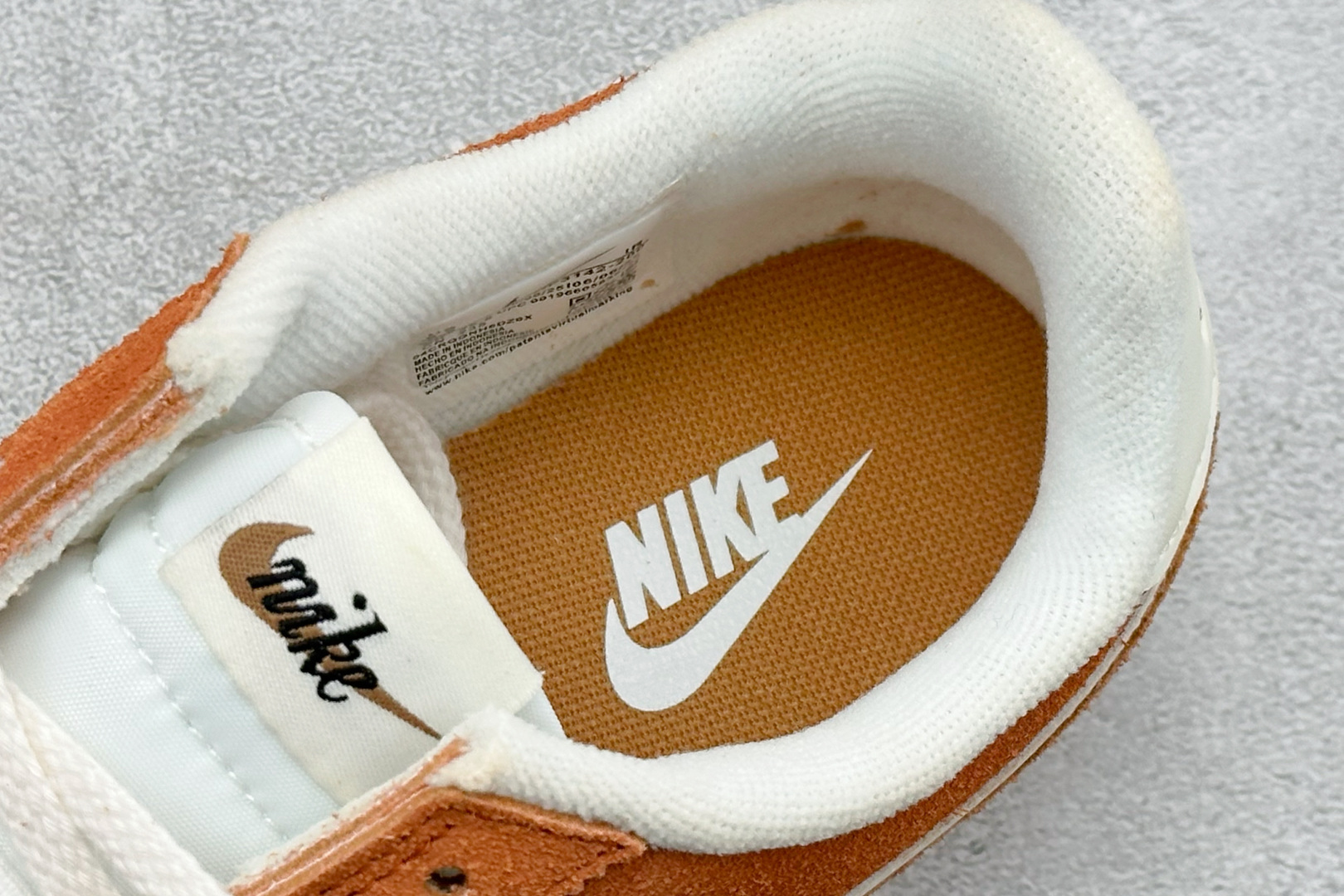 XH版NIKE CORTEZ 经典轻便舒适阿甘休闲跑步鞋 HF3142-200