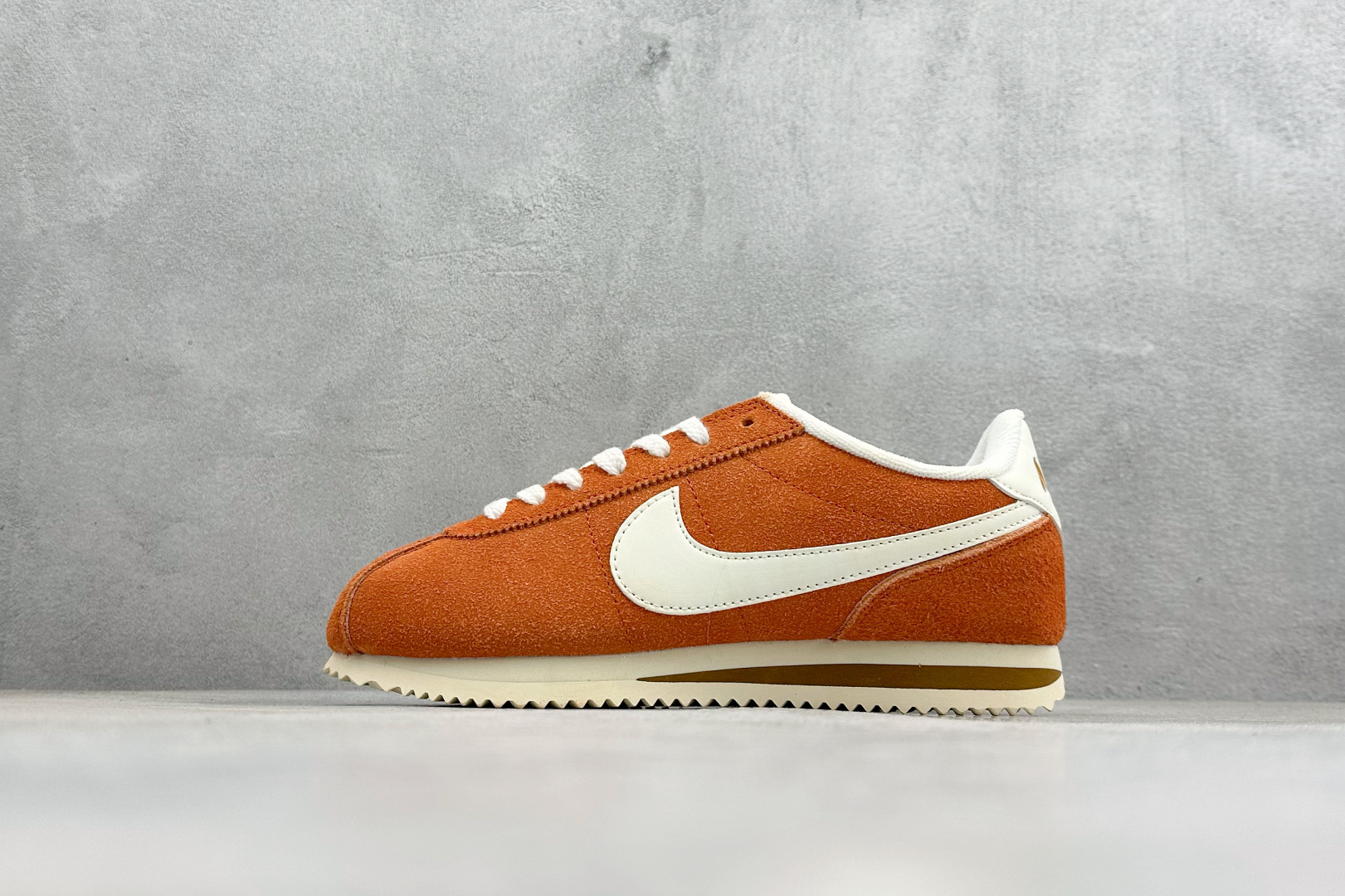 XH版NIKE CORTEZ 经典轻便舒适阿甘休闲跑步鞋 HF3142-200