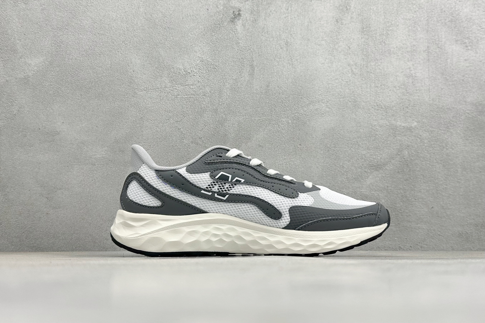 New Balance NB WARISTT4 舒适耐磨低帮跑步鞋 MARISTY4 New Balance NB WARISTT4 舒适耐磨低帮跑步鞋 MARISTY4